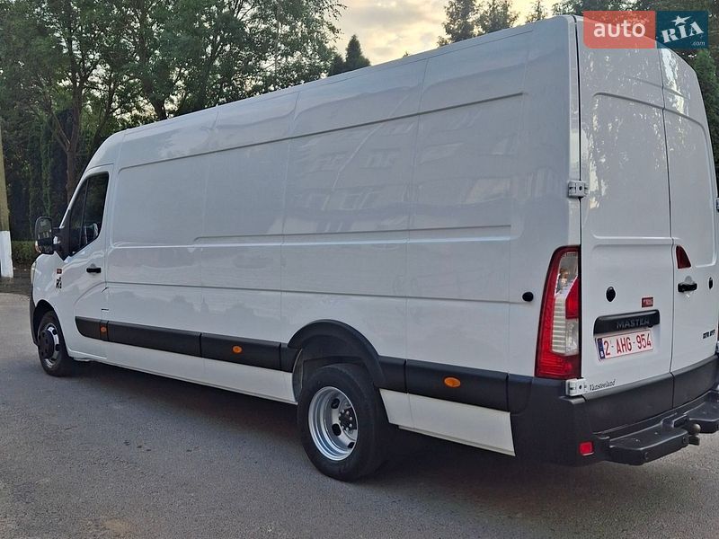 Вантажний фургон Renault Master 2021 в Дубні