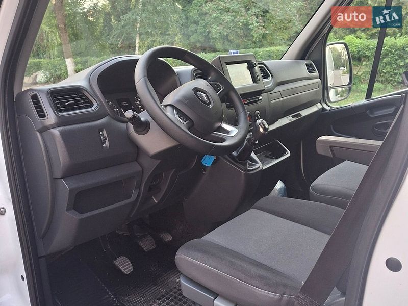 Вантажний фургон Renault Master 2021 в Дубні