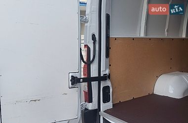 Вантажний фургон Renault Master 2021 в Дубні