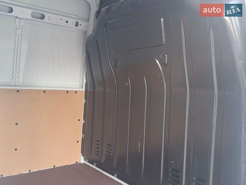 Вантажний фургон Renault Master 2021 в Дубні
