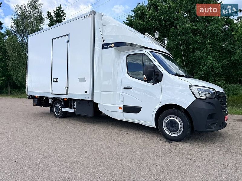 Грузовой фургон Renault Master 2023 в Киеве