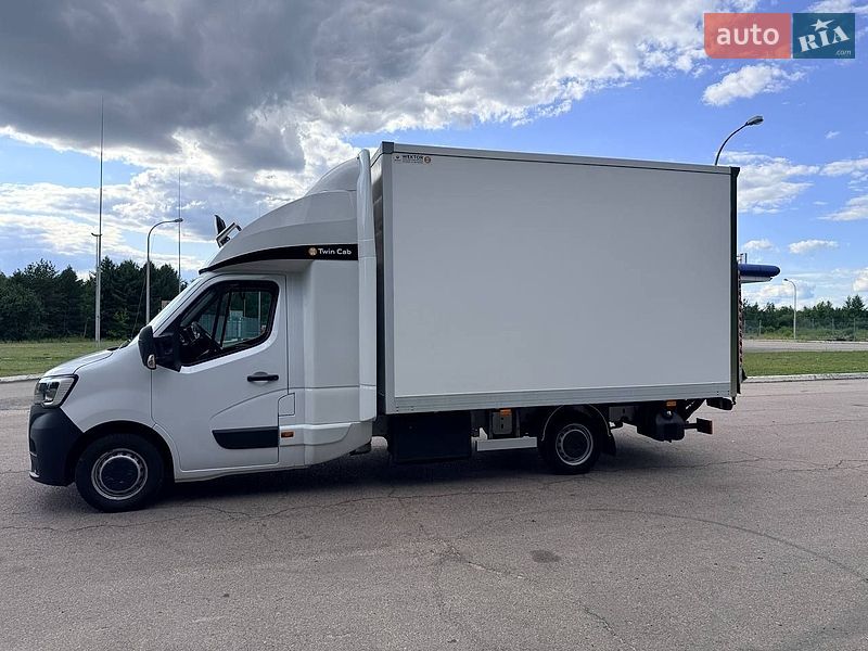 Грузовой фургон Renault Master 2023 в Киеве