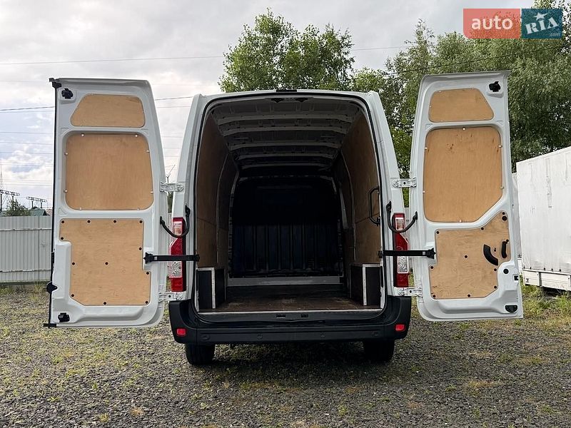 Вантажний фургон Renault Master 2021 в Дніпрі
