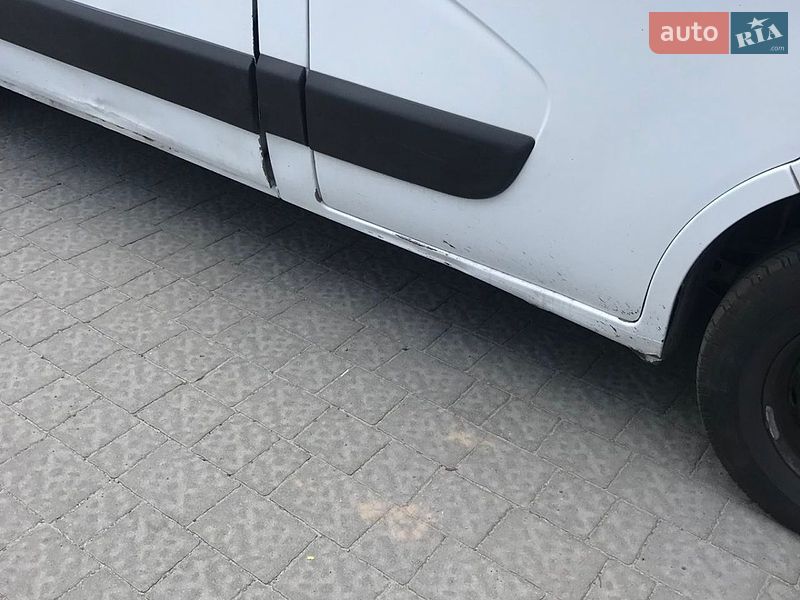 Мінівен Renault Master 2013 в Львові
