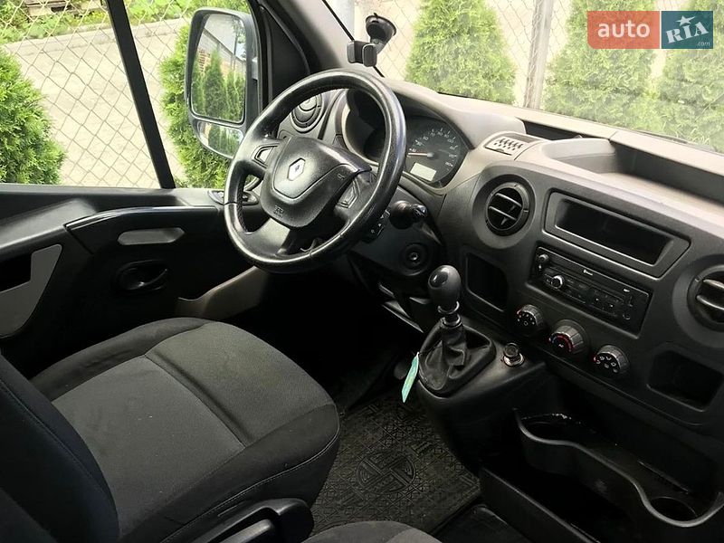 Мінівен Renault Master 2013 в Львові