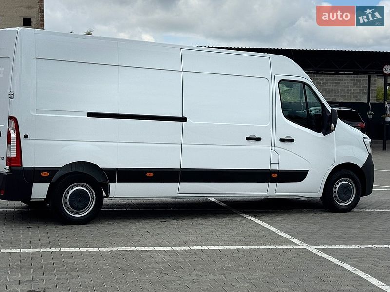 Грузовой фургон Renault Master 2023 в Дубно