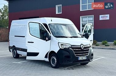 Грузовой фургон Renault Master 2023 в Дубно