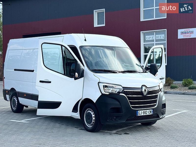 Грузовой фургон Renault Master 2023 в Дубно