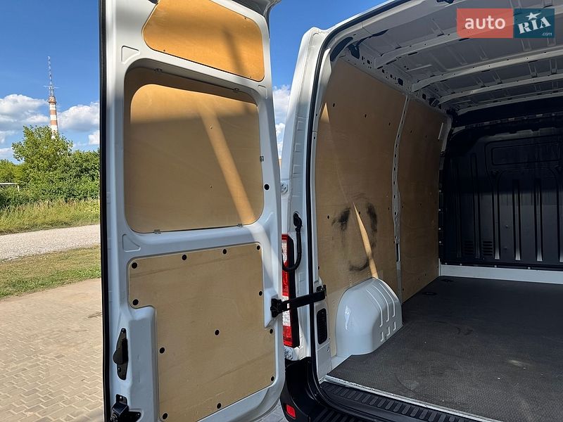 Вантажний фургон Renault Master 2021 в Бердичеві