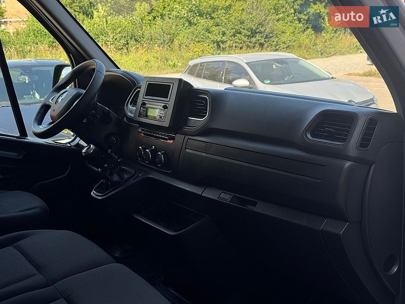 Вантажний фургон Renault Master 2021 в Бердичеві