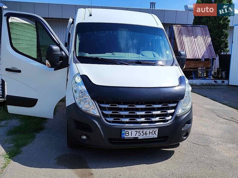 Приміський автобус Renault Master 2013 в Світловодську