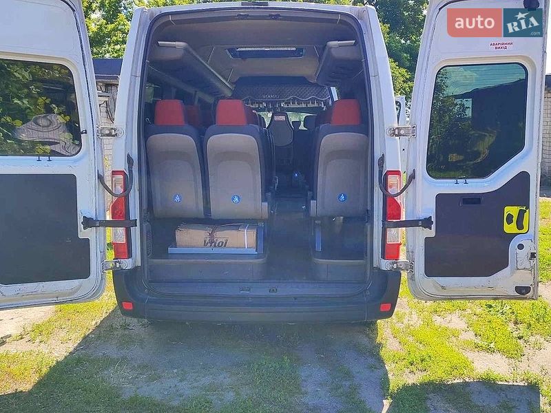 Приміський автобус Renault Master 2013 в Світловодську