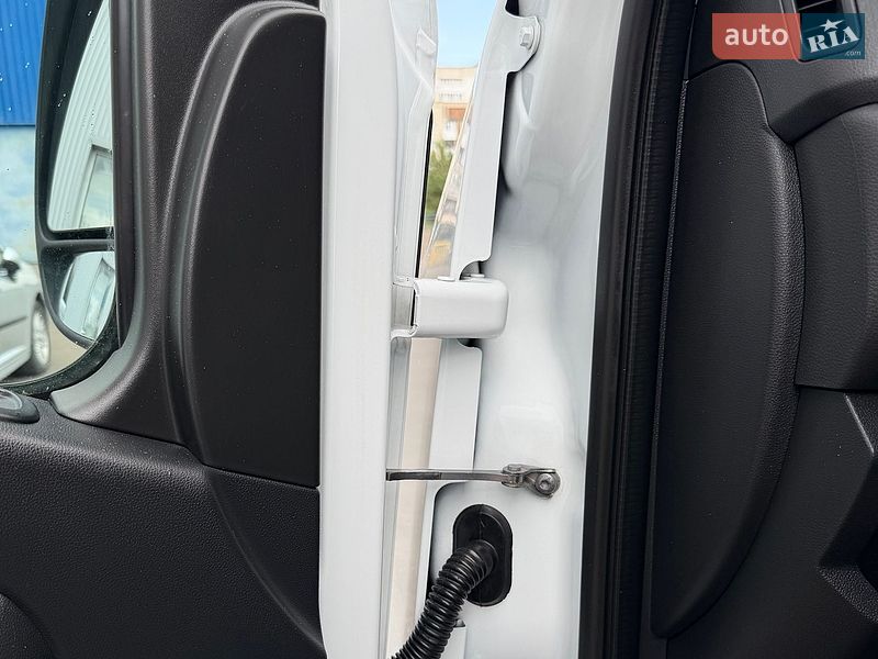 Вантажний фургон Renault Master 2023 в Ковелі фото 55 Вантажний фургон Renault Master 2023 в Ковелі