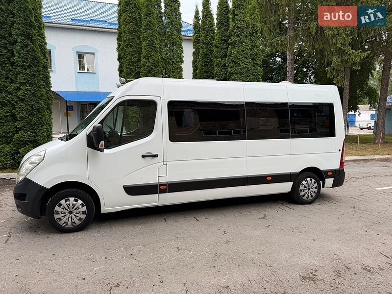 Микроавтобус Renault Master 2017 в Корце фото Микроавтобус Renault Master 2017 в Корце