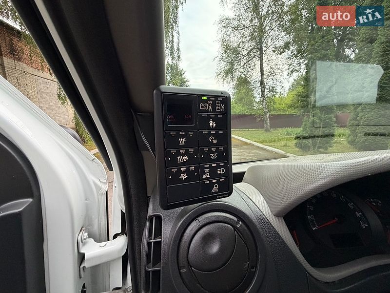 Микроавтобус Renault Master 2017 в Корце фото 22 Микроавтобус Renault Master 2017 в Корце