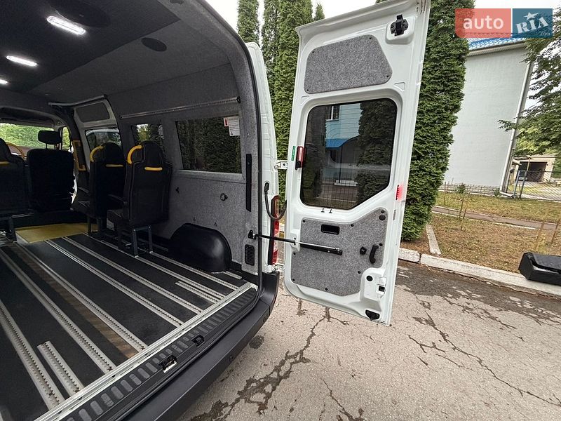 Микроавтобус Renault Master 2017 в Корце фото 48 Микроавтобус Renault Master 2017 в Корце