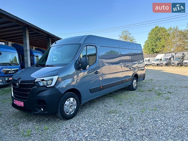 Вантажний фургон Renault Master 2022 в Хусті