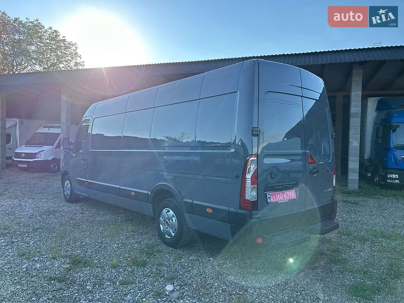 Вантажний фургон Renault Master 2022 в Хусті
