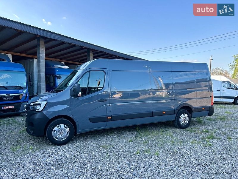 Вантажний фургон Renault Master 2022 в Хусті