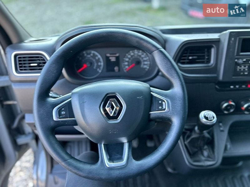 Вантажний фургон Renault Master 2022 в Хусті