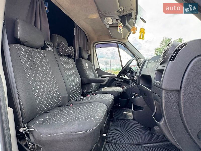 Вантажний фургон Renault Master 2018 в Первомайську