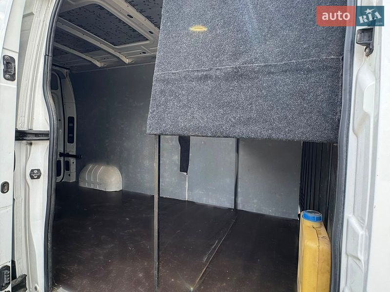 Вантажний фургон Renault Master 2018 в Первомайську