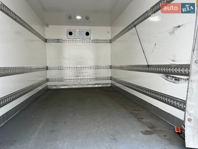 Другие грузовики Renault Master 2019 в Бердичеве