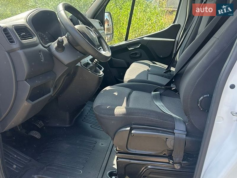 Тентований Renault Master 2021 в Хусті