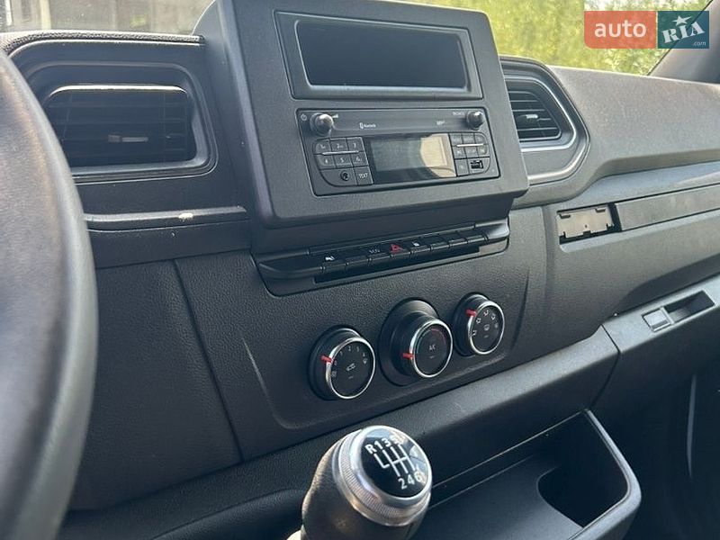 Тентований Renault Master 2021 в Хусті