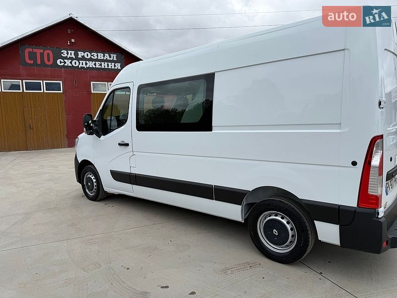 Грузопассажирский фургон Renault Master 2021 в Млинове