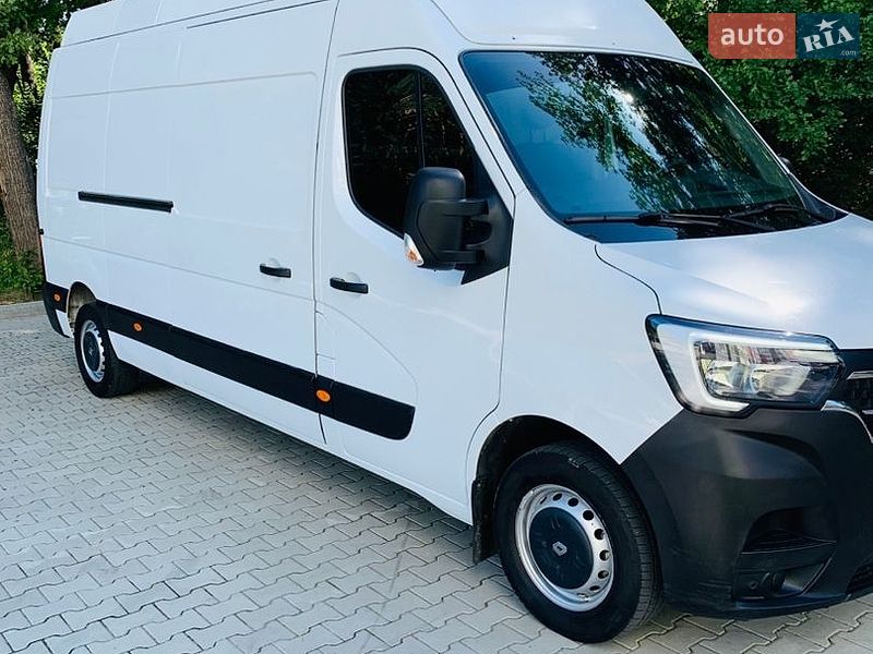 Вантажний фургон Renault Master 2020 в Львові