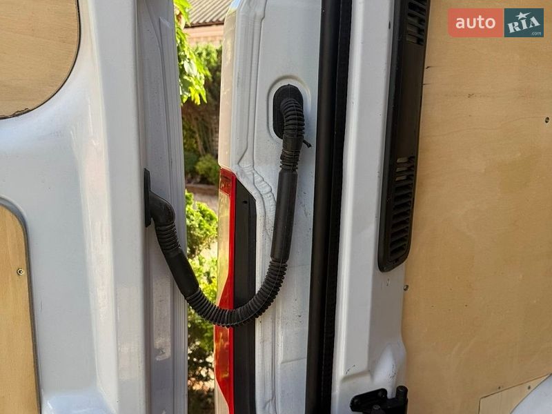 Вантажний фургон Renault Master 2022 в Умані фото 12 Вантажний фургон Renault Master 2022 в Умані