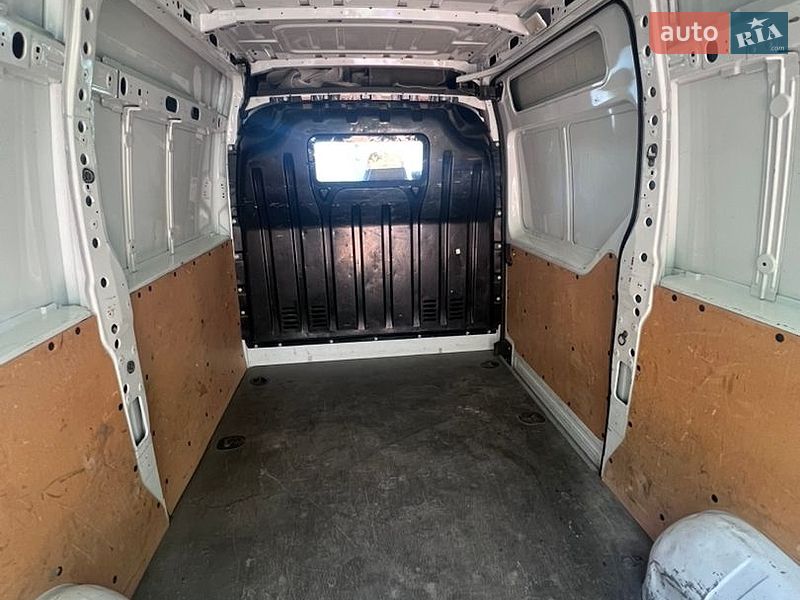 Другие грузовики Renault Master 2015 в Дашеве
