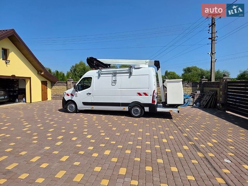 Автовышка Renault Master 2021 в Ходорове