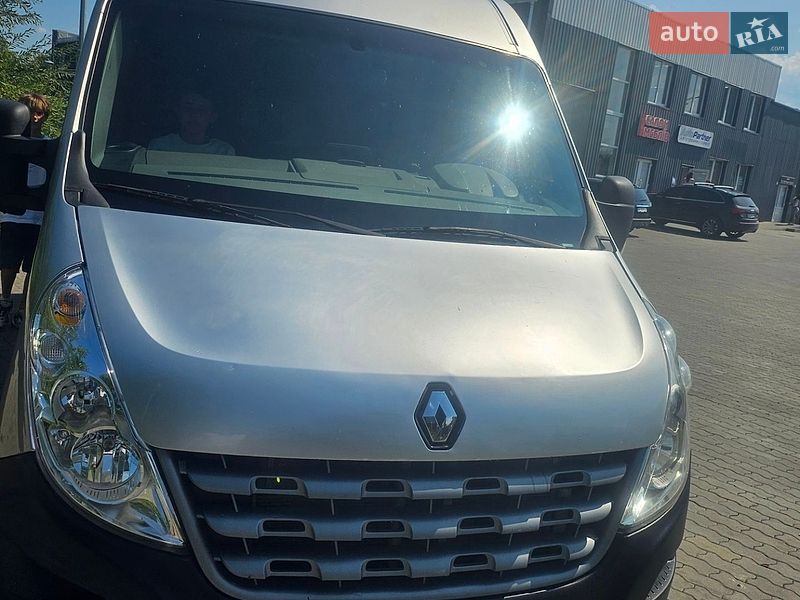 Минивэн Renault Master 2012 в Стрые