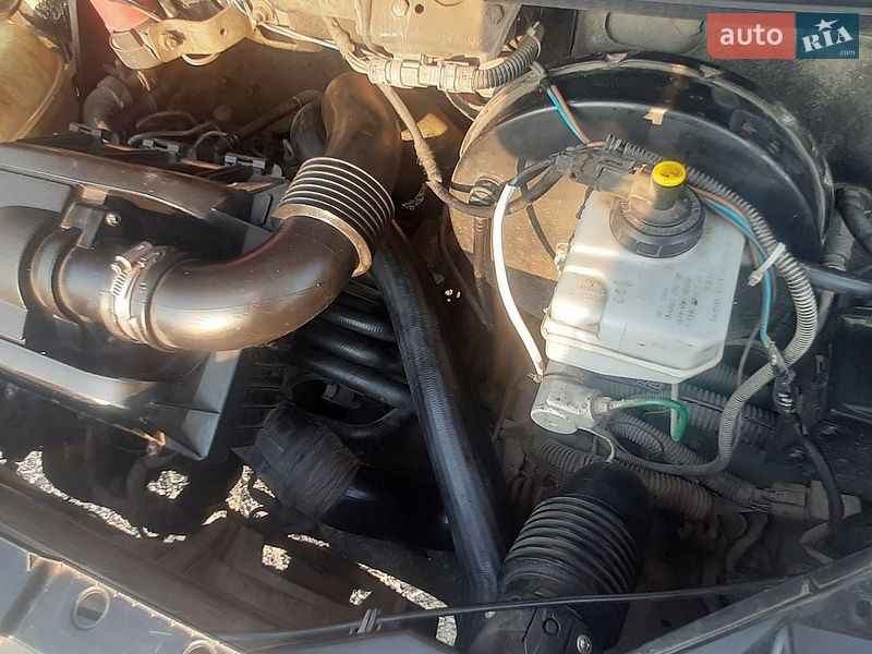 Грузовой фургон Renault Master 2004 в Ровно