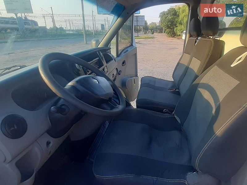 Грузовой фургон Renault Master 2004 в Ровно