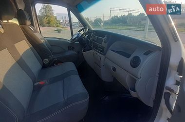 Грузовой фургон Renault Master 2004 в Ровно