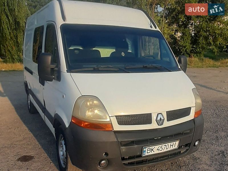 Грузовой фургон Renault Master 2004 в Ровно