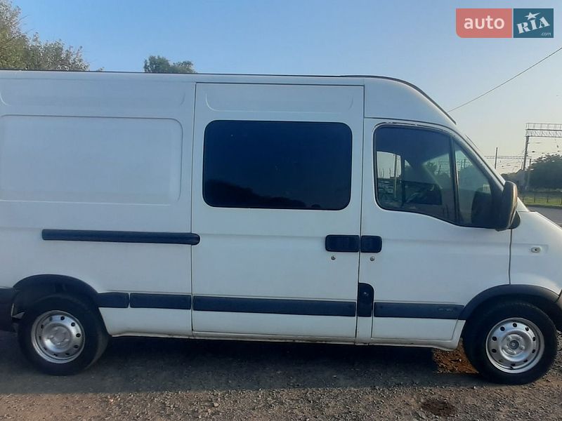 Грузовой фургон Renault Master 2004 в Ровно