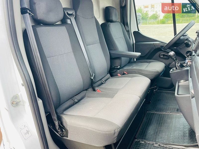 Вантажний фургон Renault Master 2021 в Ковелі
