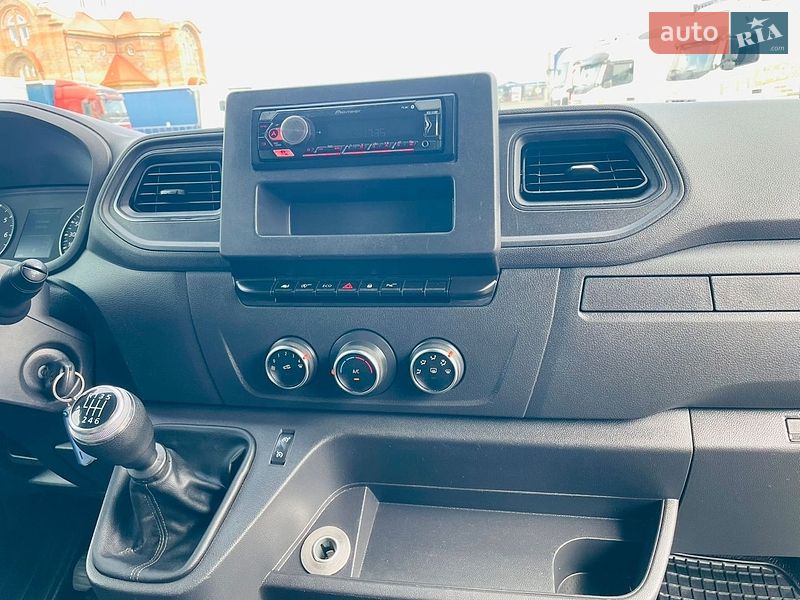 Вантажний фургон Renault Master 2021 в Ковелі