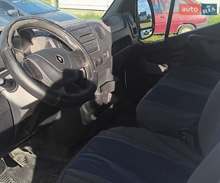 Вантажний фургон Renault Master 2012 в Києві