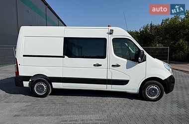 Вантажний фургон Renault Master 2015 в Тернополі