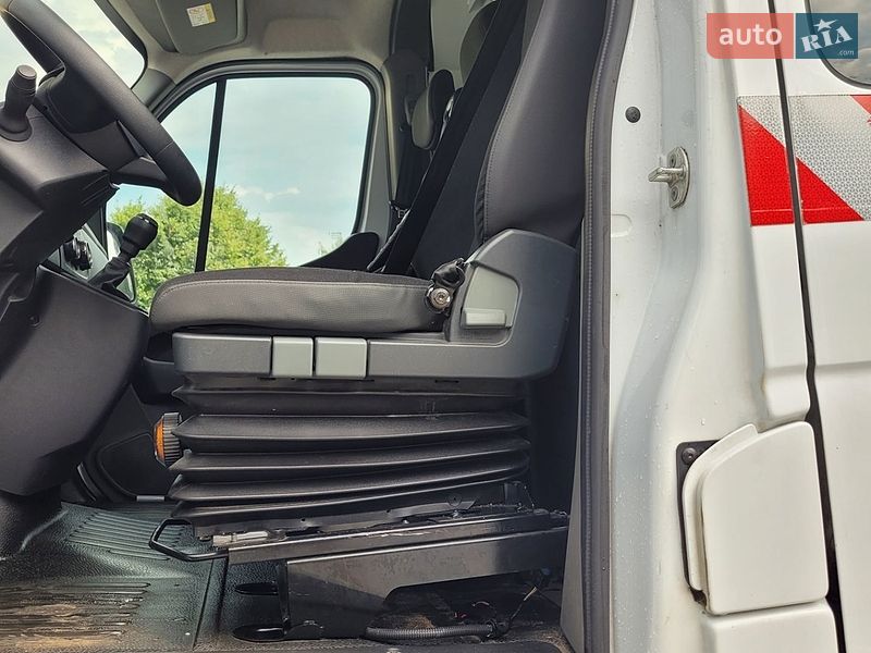 Вантажний фургон Renault Master 2025 в Тернополі