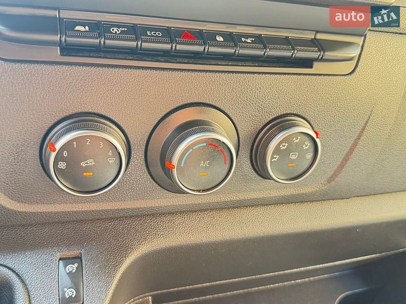 Вантажний фургон Renault Master 2022 в Києві