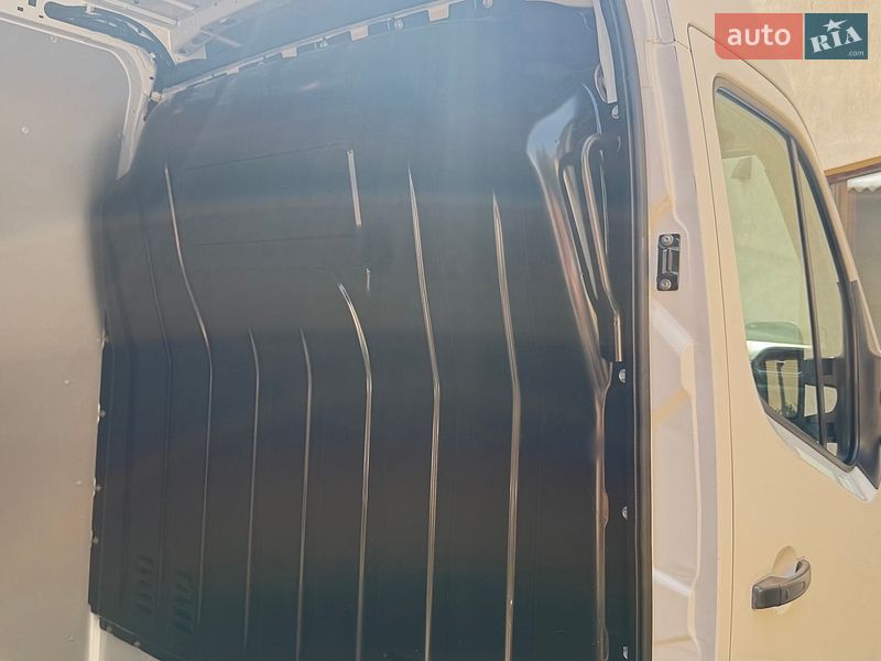 Вантажний фургон Renault Master 2022 в Києві