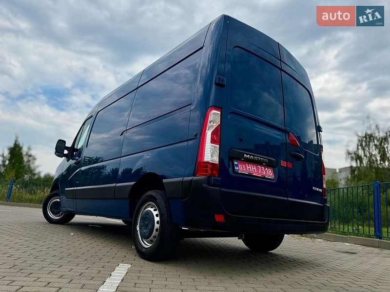 Вантажний фургон Renault Master 2021 в Трускавці