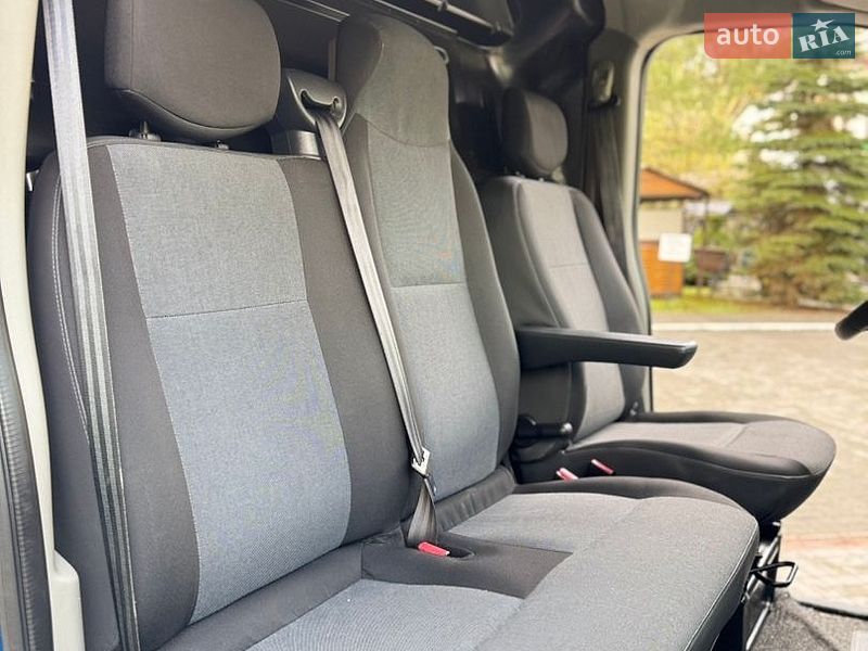 Вантажний фургон Renault Master 2021 в Трускавці