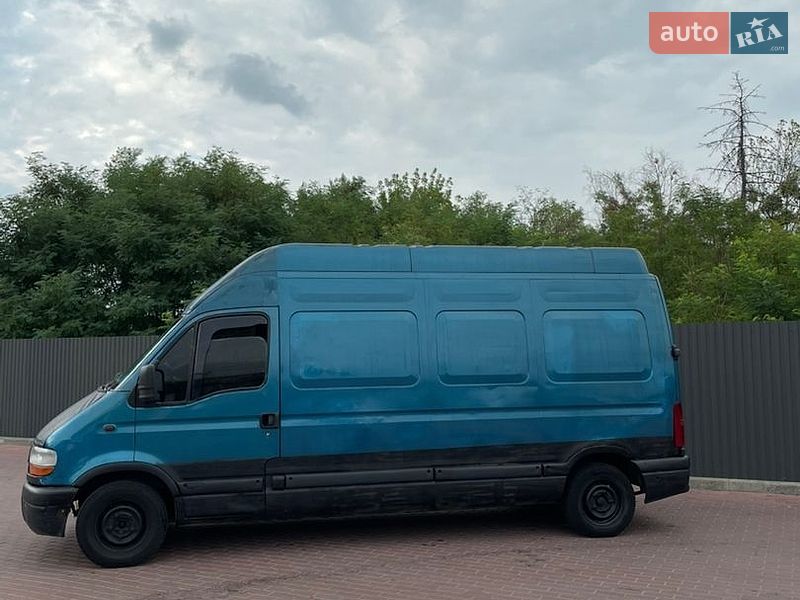 Вантажний фургон Renault Master 2000 в Сарнах